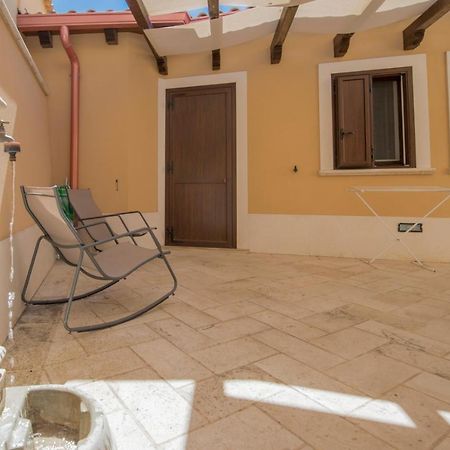 Villa Sajonara Elvira Фонтане Бианче Екстериор снимка
