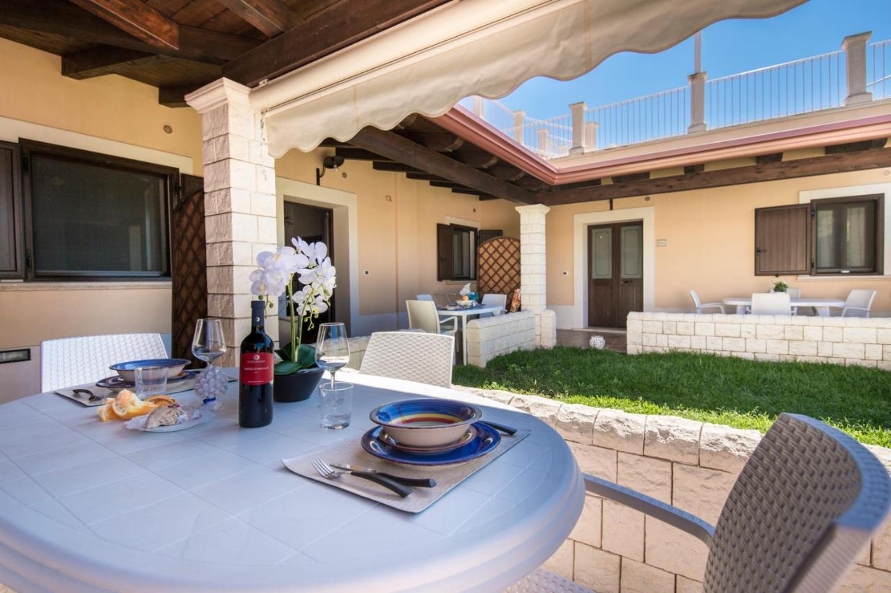 Villa Sajonara Elvira Фонтане Бианче Екстериор снимка