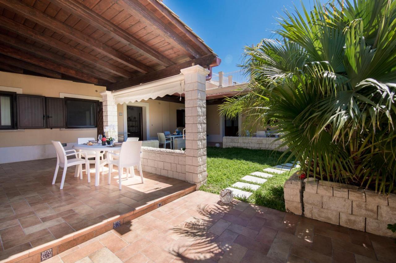 Villa Sajonara Elvira Фонтане Бианче Екстериор снимка