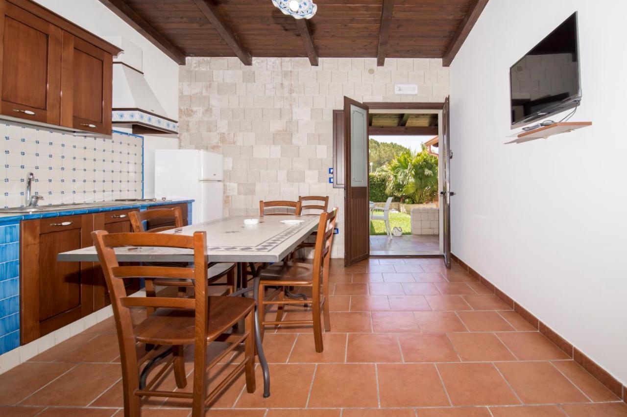 Villa Sajonara Elvira Фонтане Бианче Екстериор снимка
