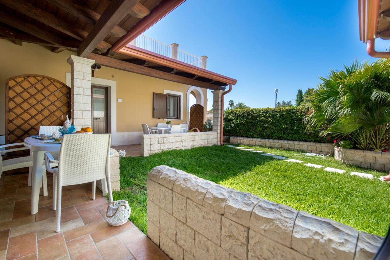 Villa Sajonara Elvira Фонтане Бианче Екстериор снимка