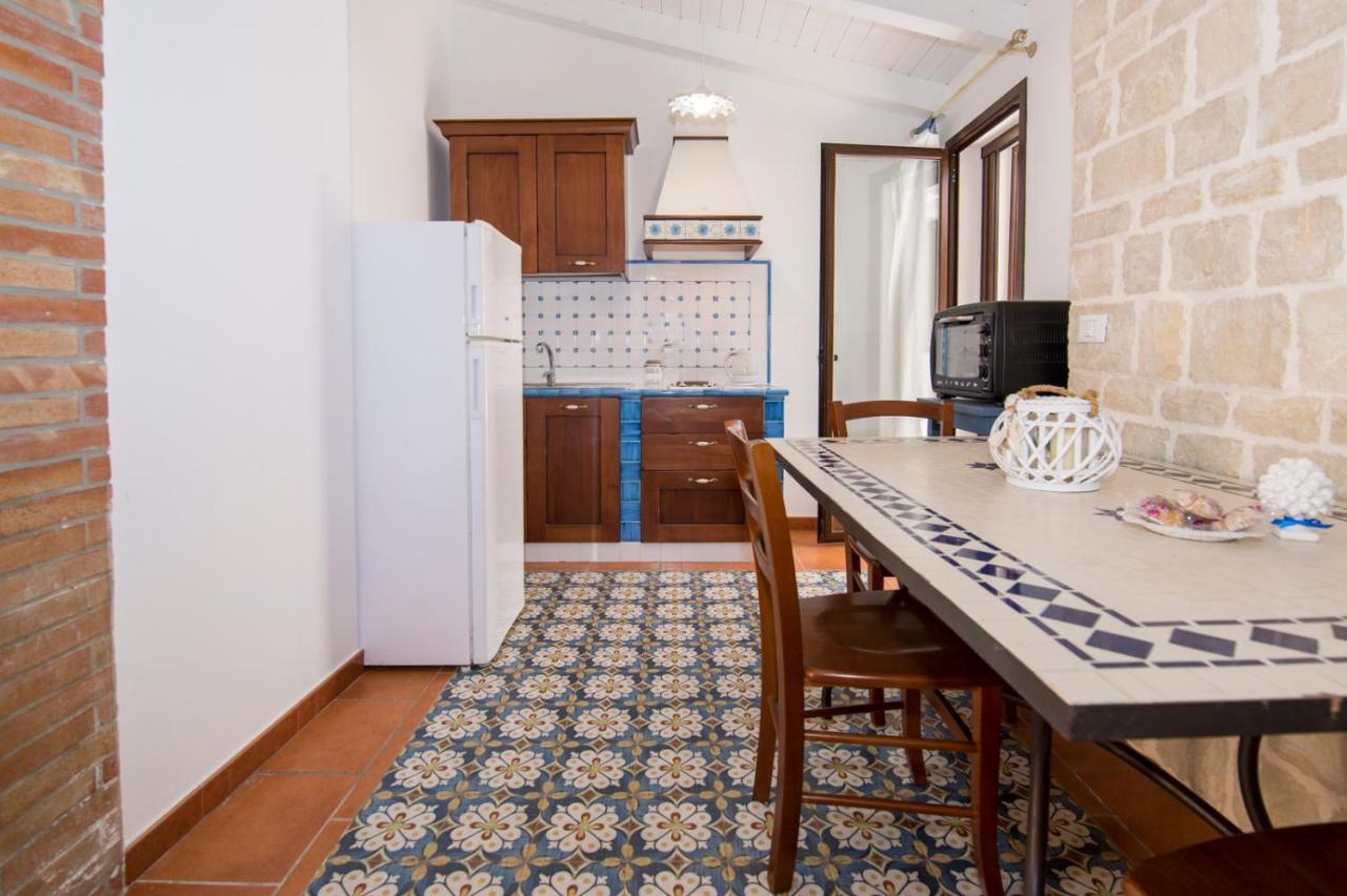 Villa Sajonara Elvira Фонтане Бианче Екстериор снимка