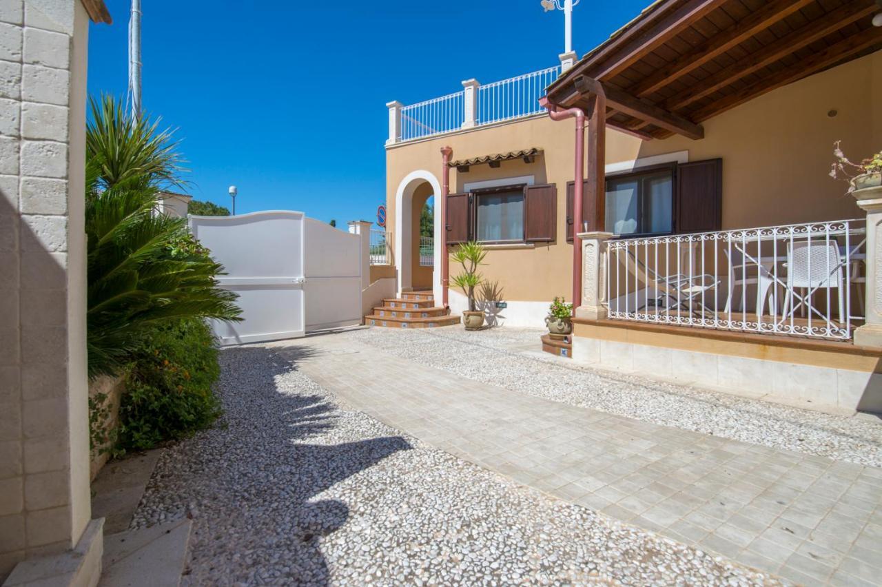 Villa Sajonara Elvira Фонтане Бианче Екстериор снимка