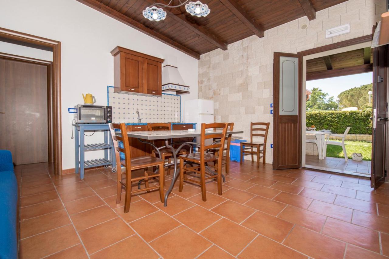 Villa Sajonara Elvira Фонтане Бианче Екстериор снимка