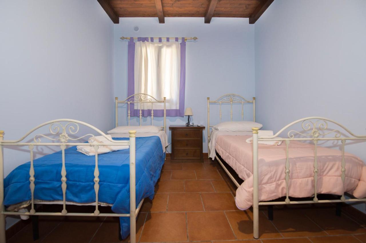 Villa Sajonara Elvira Фонтане Бианче Екстериор снимка