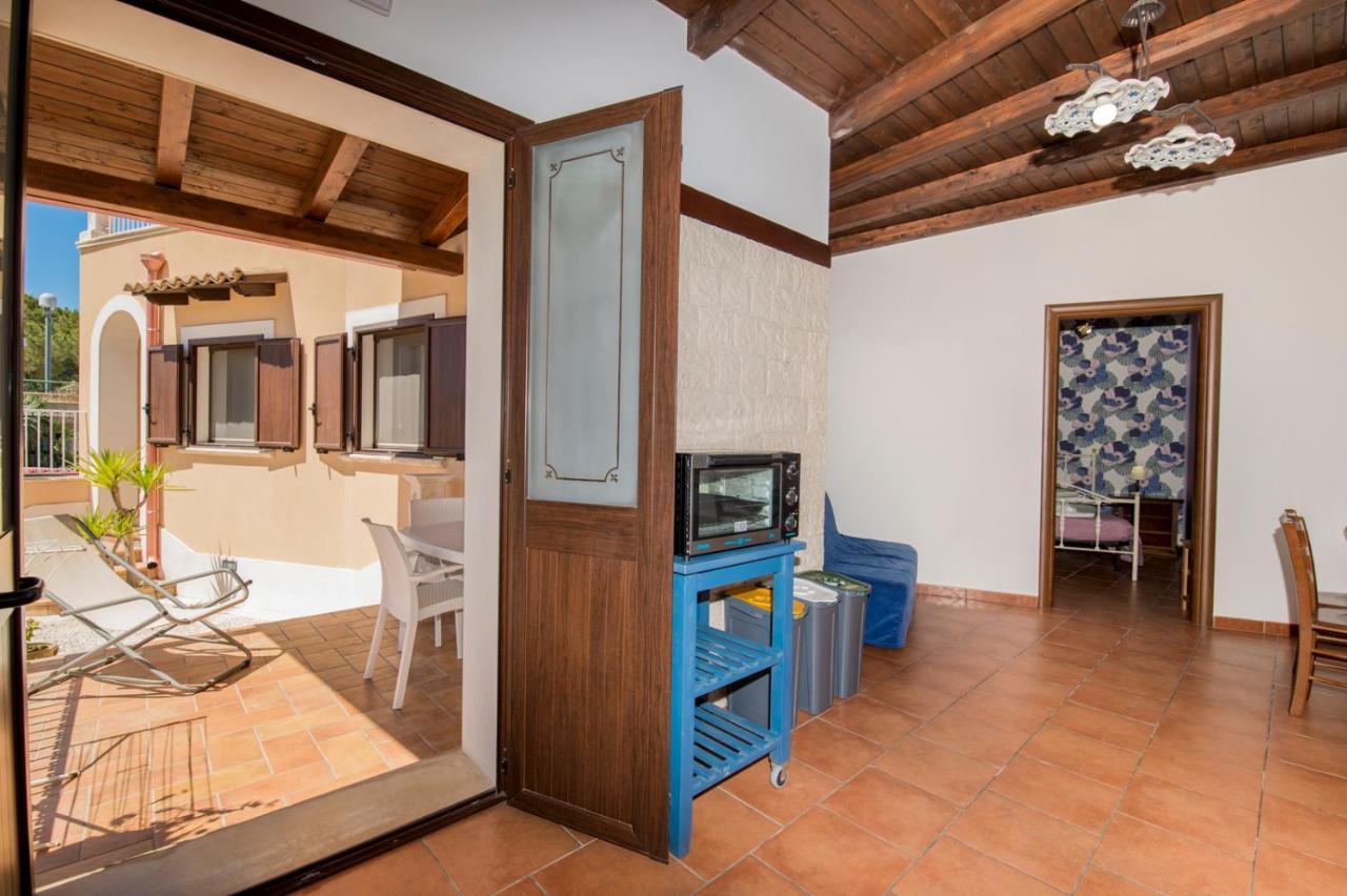 Villa Sajonara Elvira Фонтане Бианче Екстериор снимка